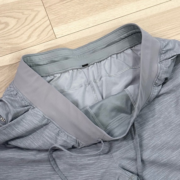 Lululemon Men’s T.H.E. Short Athletic Shorts *Linerless 9" - Picture 5 of 7